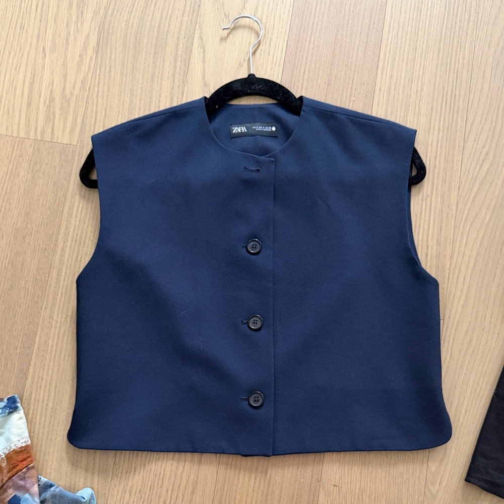 Zara Navy Sleeveless Vest